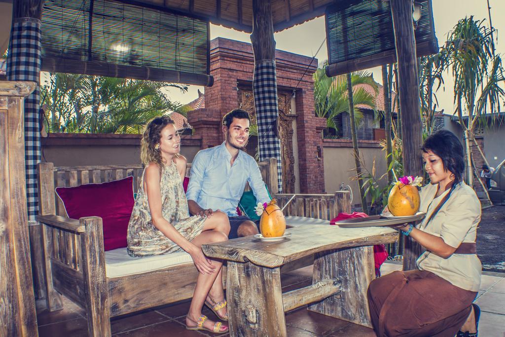 Global Royal Pemuteran Hotel Bagian luar foto
